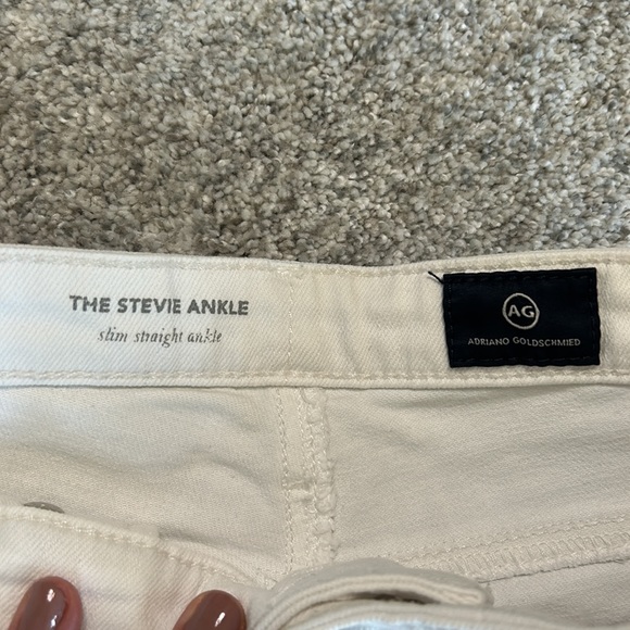 AG The Stevie Ankle in White - Picture 5 of 9